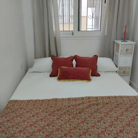 Apartamento Apartamento Amilcar Frente A La Playa Primera Línea De Playa Cádiz